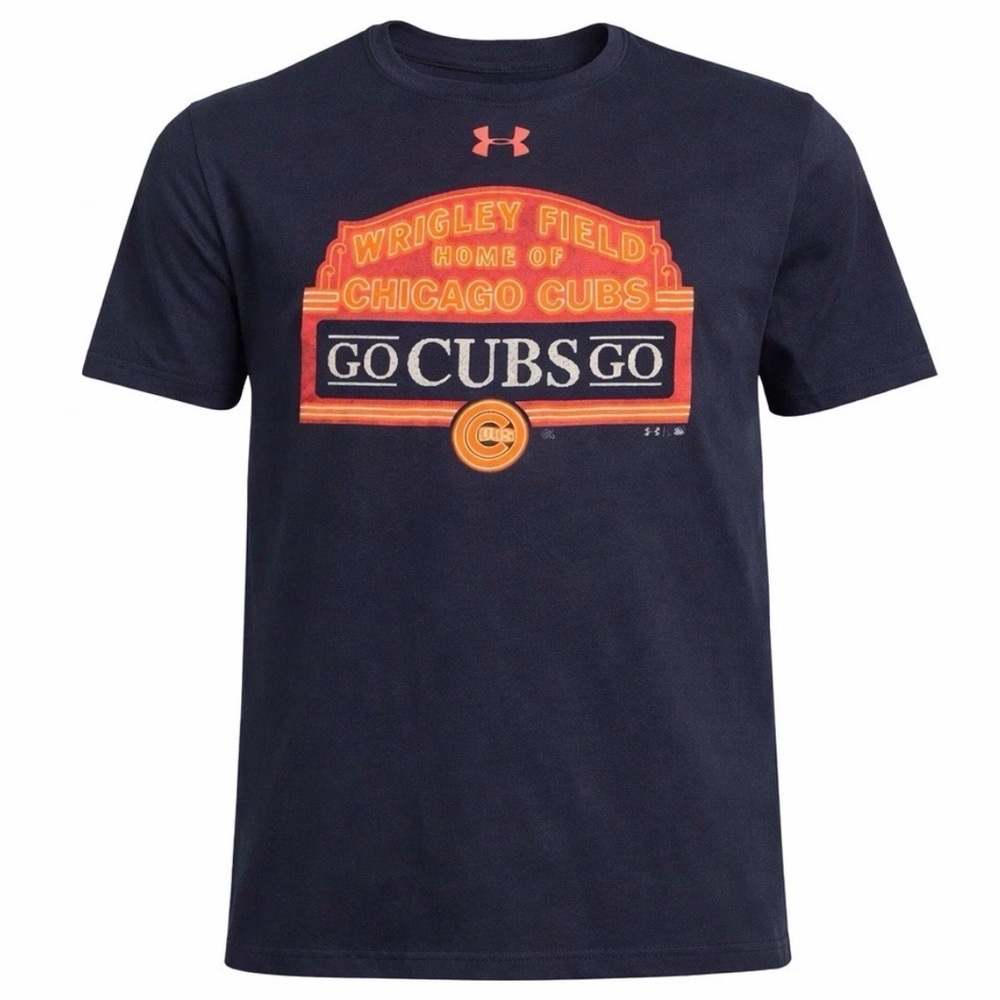 UNDER ARMOUR HEATGEAR Mens Black Chicago Cubs T-Shirt Wrigley Field Size L